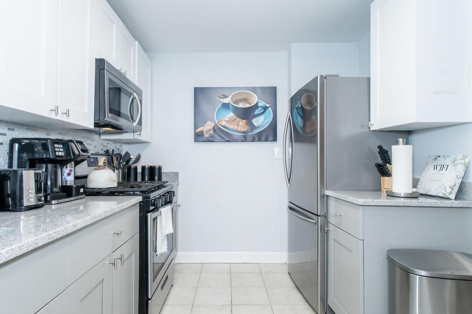 21Floor-Renovated 2Br,1Bath King And Queen Bed And Parking Атланта Екстериор снимка