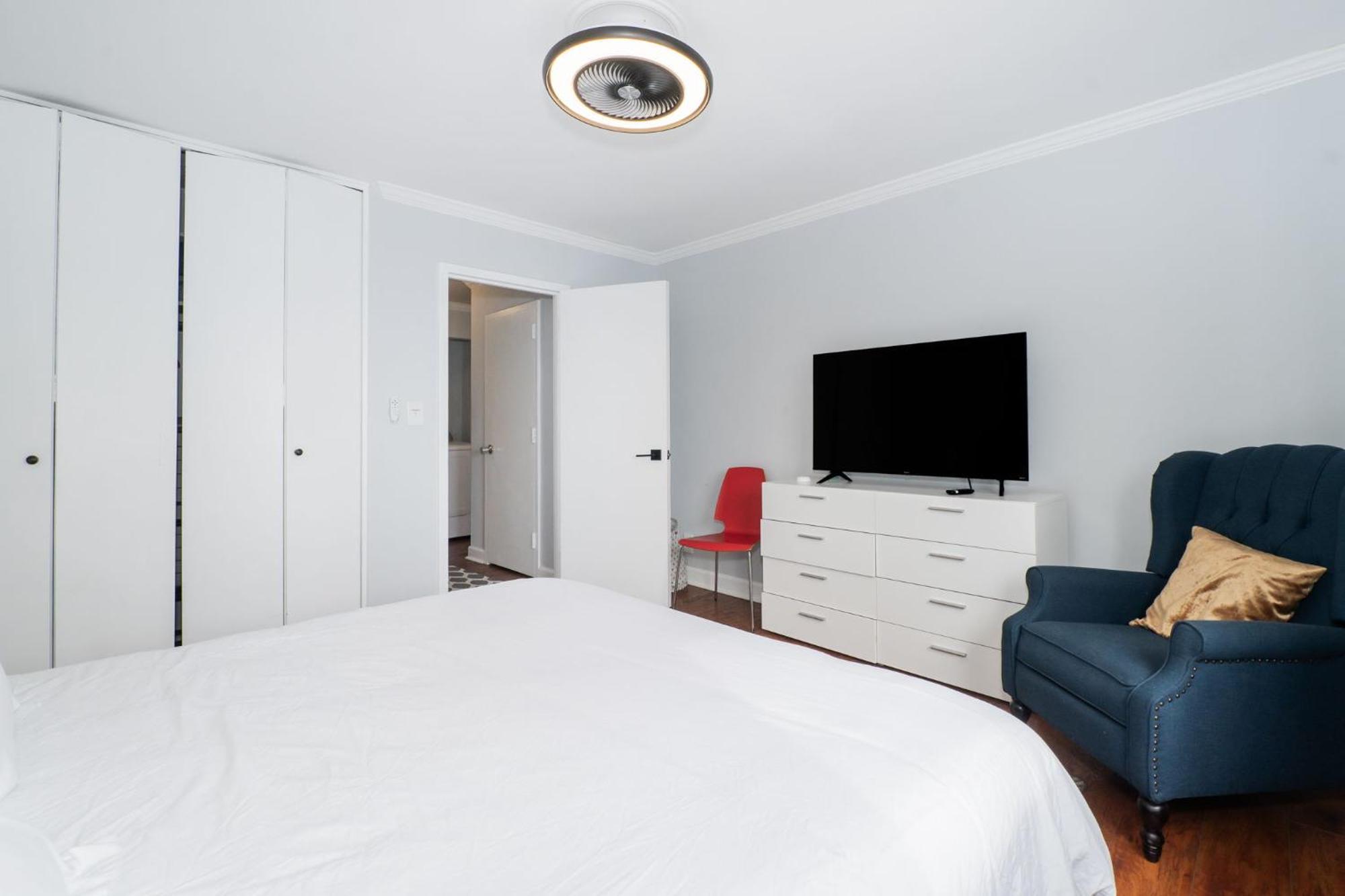 21Floor-Renovated 2Br,1Bath King And Queen Bed And Parking Атланта Екстериор снимка