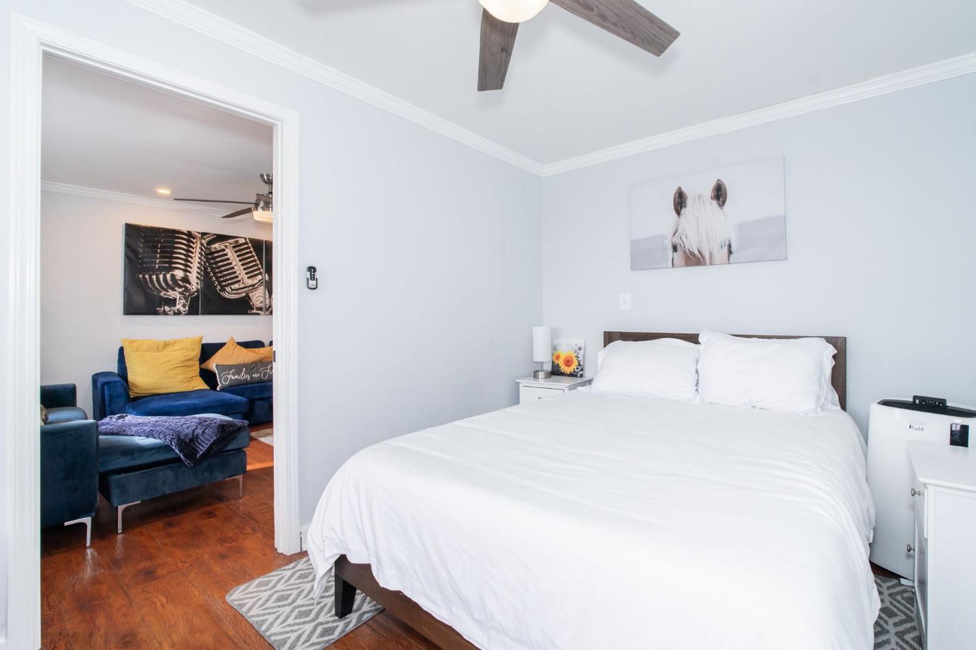 21Floor-Renovated 2Br,1Bath King And Queen Bed And Parking Атланта Екстериор снимка